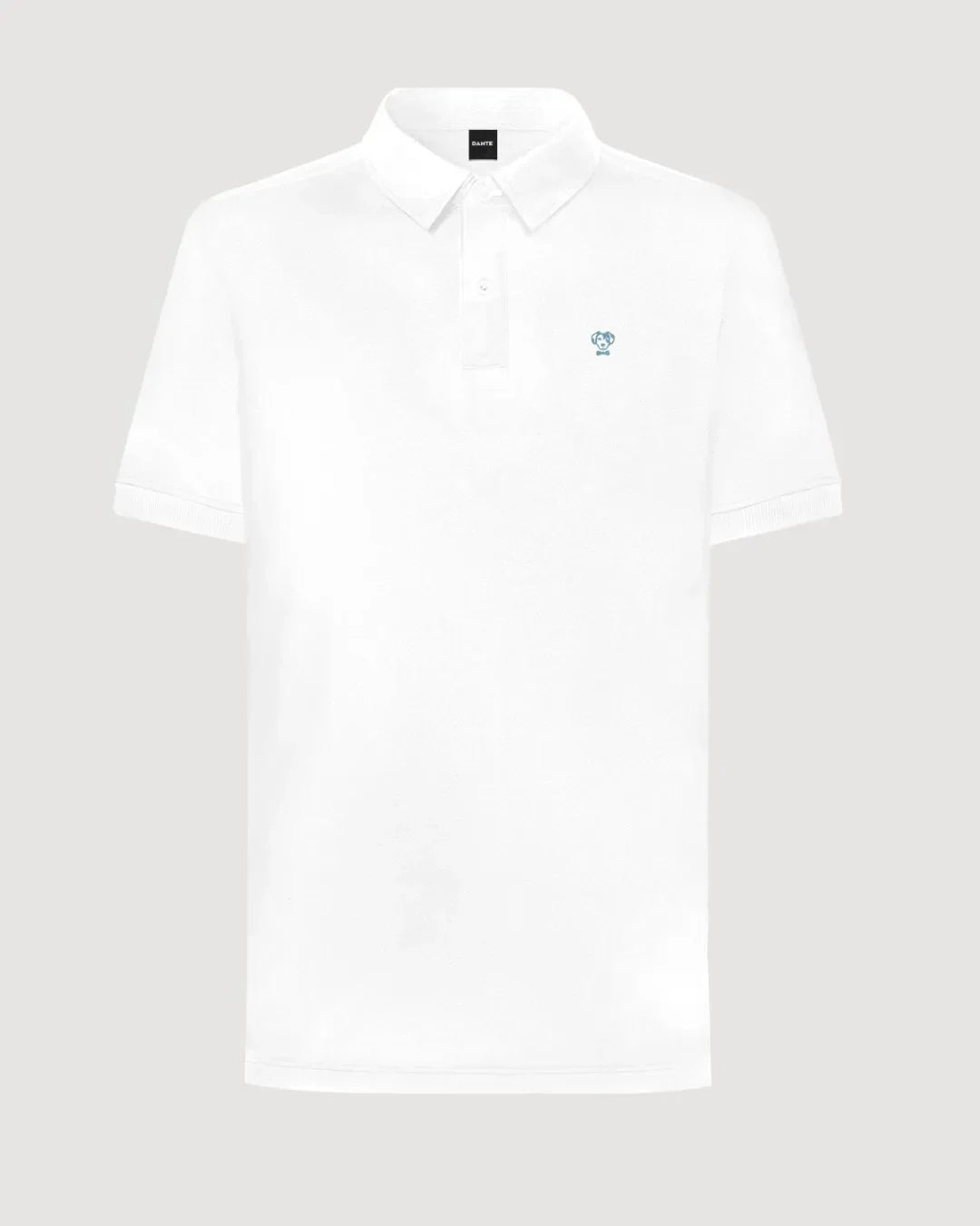 Polo Antimanchas Cuello Rígido Blanco Logo Azul Medio marca DANTE tallaje regular fit foto mockup