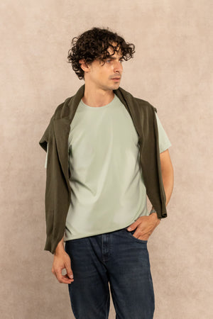 Camiseta Antimanchas Verde Matcha para Hombre